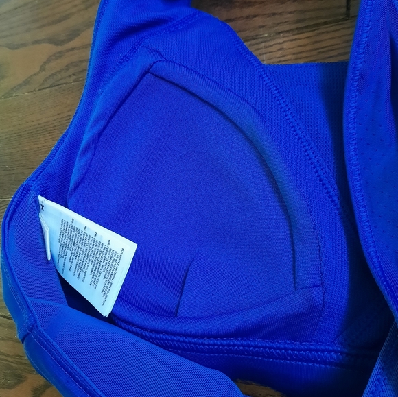 Adidas Supernova Sports Bra, Size Medium, Blue - Picture 6 of 7